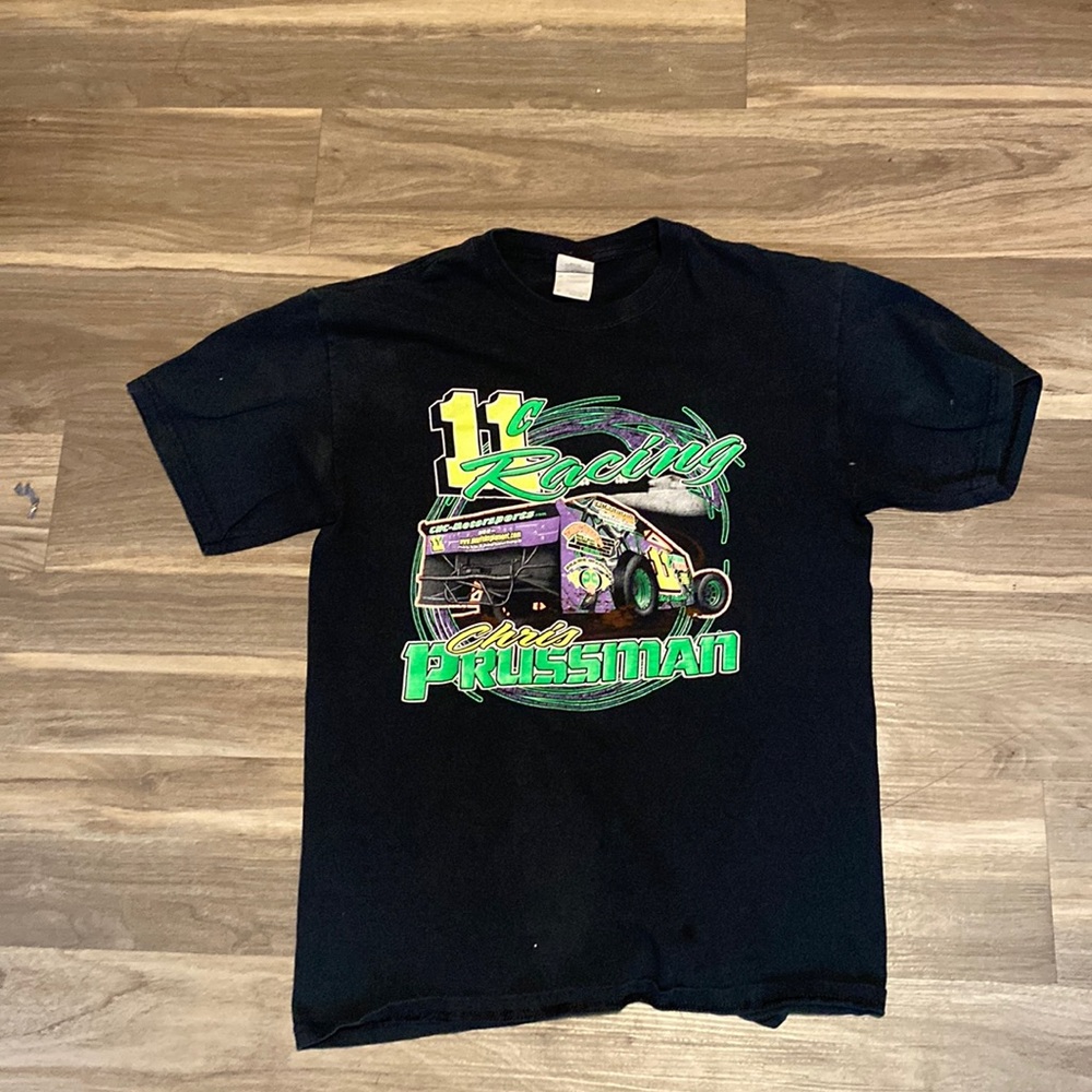 Graphic tee